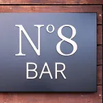 No 8 Bed & Bar Hotel 3*