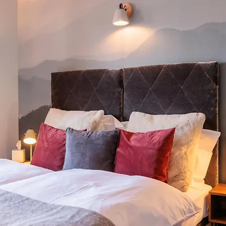 Hotel No 8 Bed & Bar 3*