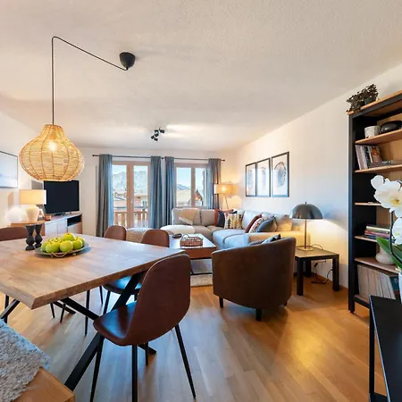 No 8 Bed & Bar 酒店 3*