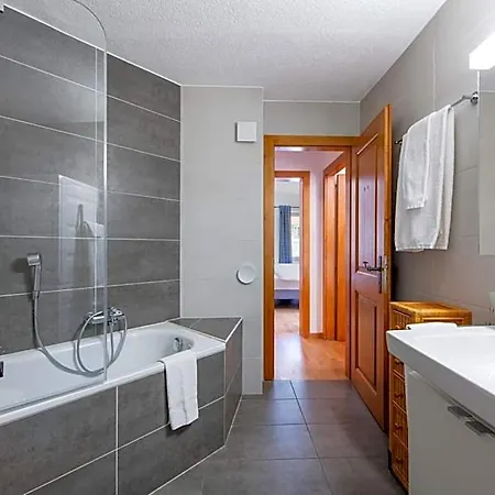 Hotel No 8 Bed & Bar 3*
