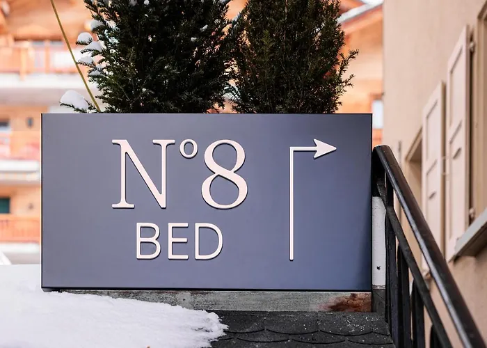 No 8 Bed & Bar 3* Вербье