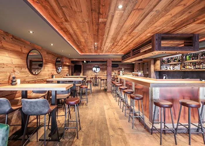 Отель No 8 Bed & Bar Вербье