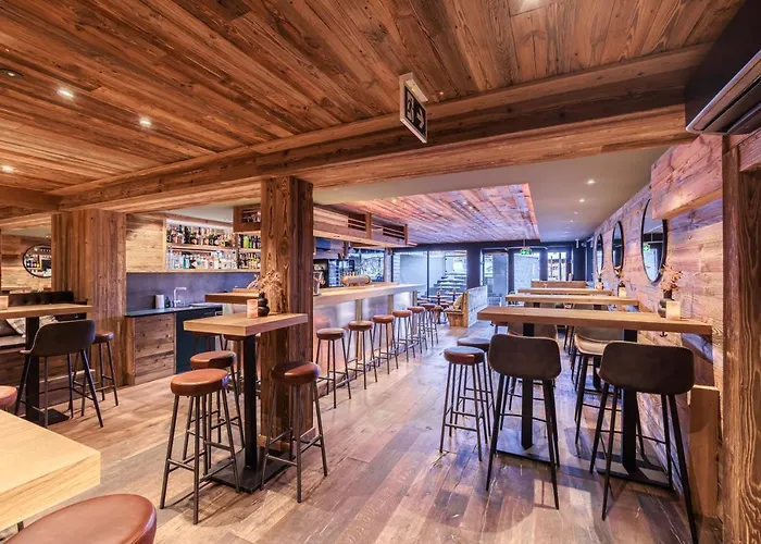 No 8 Bed & Bar 3* Вербье