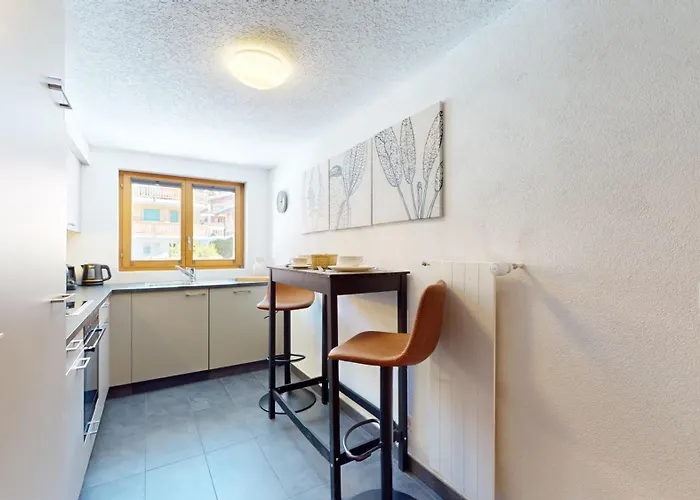 Отель No 8 Bed & Bar Вербье