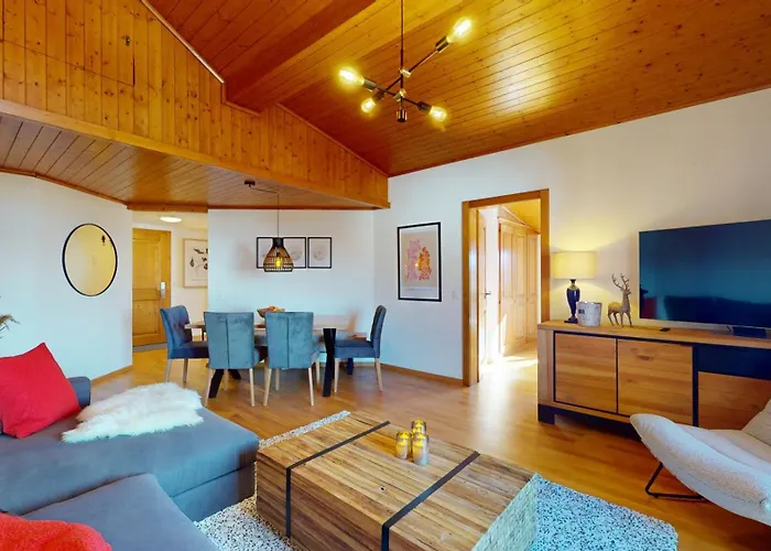 No 8 Bed & Bar Hotel 3*