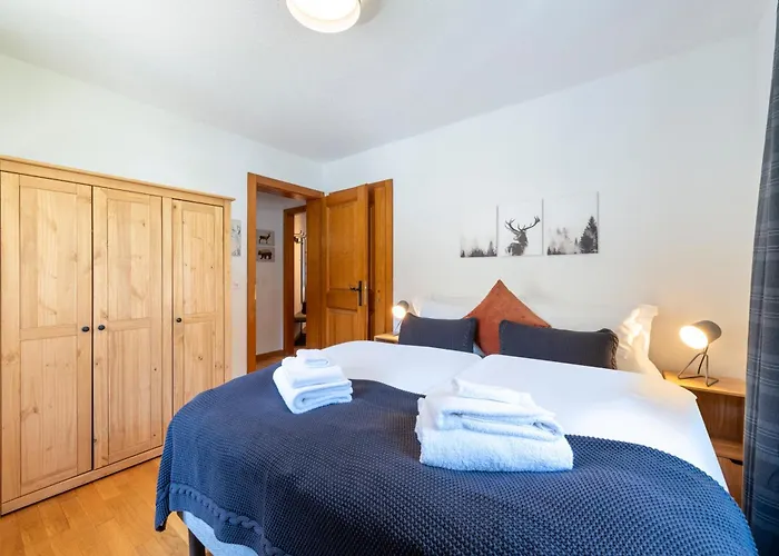 Отель No 8 Bed & Bar Вербье