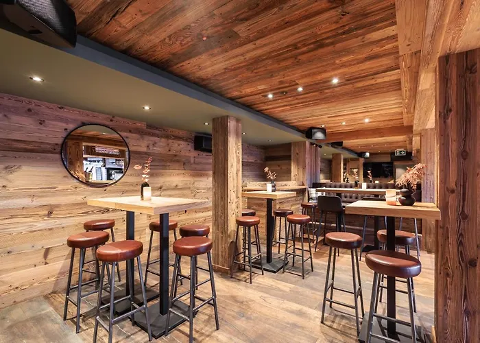 No 8 Bed & Bar