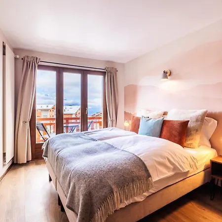 No 8 Bed & Bar 3* Verbier