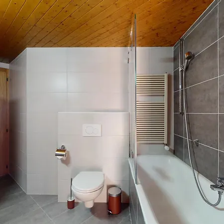 No 8 Bed & Bar Hotel Verbier